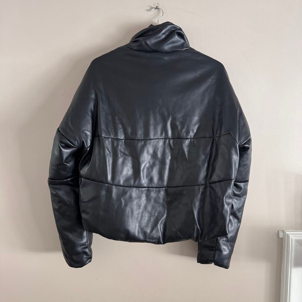 Apparis Jemma Vegan Leather Puffer Jacket Size Medium $455 Revolve - Picture 5 of 5